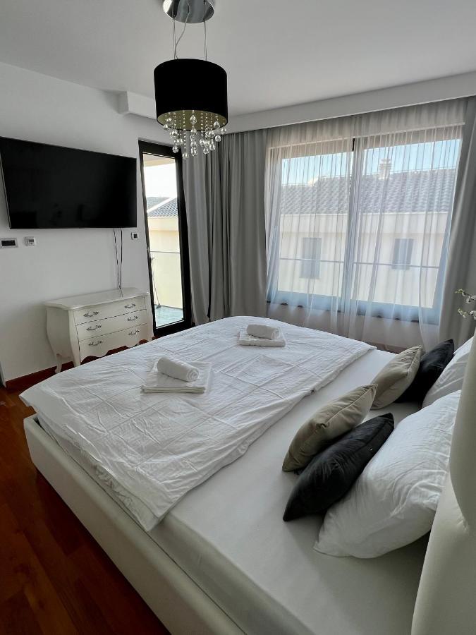 Luxury Laurus Penthouse With Awesome Sea View Apartment Primosten Luaran gambar